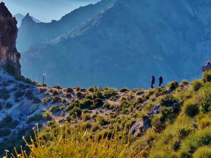 Sunset Hike & Summit Sierra Nevada with pup - Meeting Logistics & Group Size