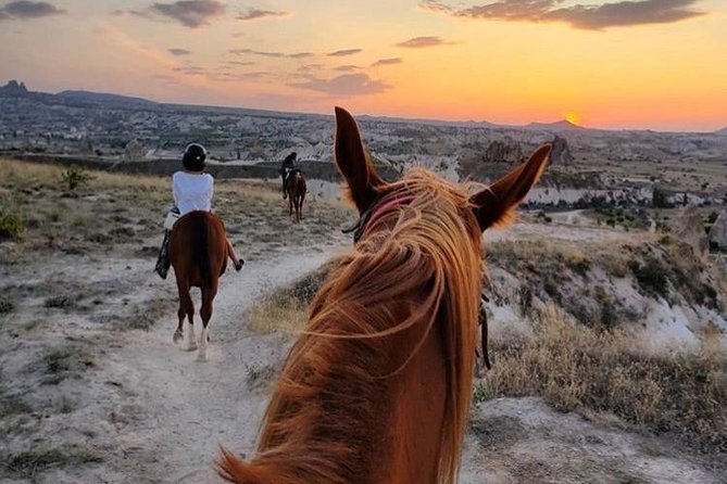 Sunset Horsebackriding-Tour through the Valleys of Cappadocia - Practicalities: Group Size, Transfers, and Safety