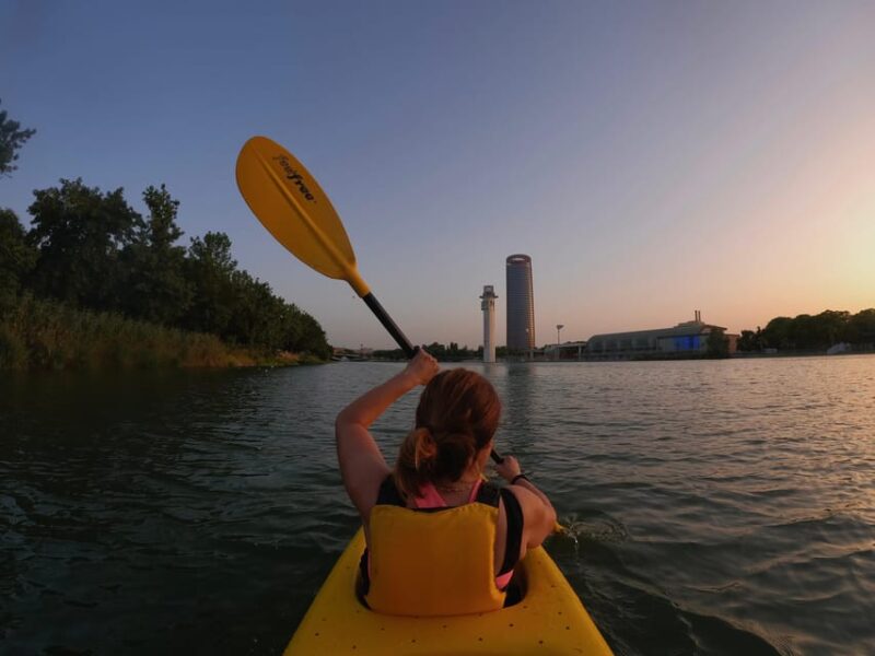 Sunset Kayak: Historic Seville, Triana and La Cartuja - Key Points