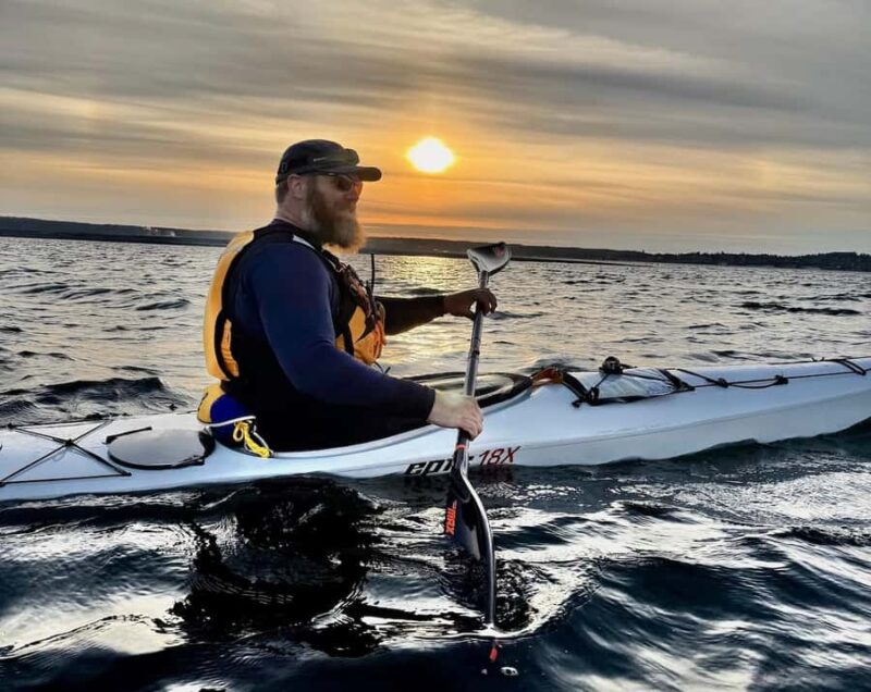 Sunset Kayak Tour: Fort Flagler, WA - Wildlife Encounters During the Sunset Paddle