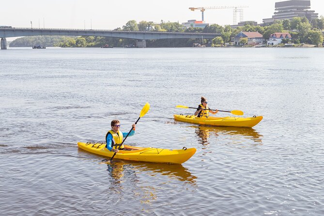 Sunset Kayak Tour in Downtown Ottawa and Gatineau - The NCC River House and Ottawa River Views
