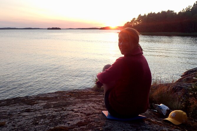 Sunset kayak tour with fika on Stockholms lakeside - Fika by the Beach: Tea, Cake, and Campfire
