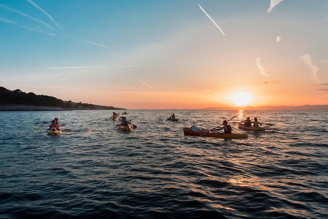 Sunset Kayaking - Safety and Group Size for a Comfortable Experience