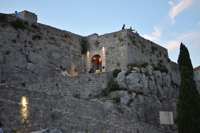 Sunset Klis Fortress Tour From Split with Sightseeing bus - Timing and Sunset Experience: When to Join