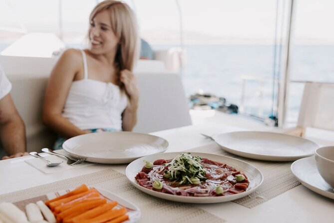 Sunset Luxury Tour in Cabo San Lucas - The Catamaran: Comfort and Cleanliness