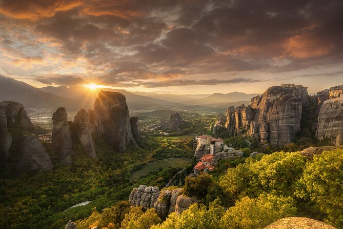 Sunset Meteora Private Photography Tour - Key Points
