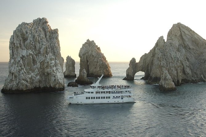 Sunset Mexican Dinner Cruise and Live Music in Cabo San Lucas - Live Music and DJ Entertainment