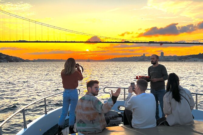 Sunset or Daytime Istanbul Guided Luxury Yacht Cruise with Snacks - Embarking at the Central Meeting Point in Istanbul