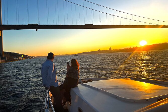 Sunset or Daytime Istanbul Guided Luxury Yacht Cruise with Snacks - Food, Drinks, and Onboard Hospitality