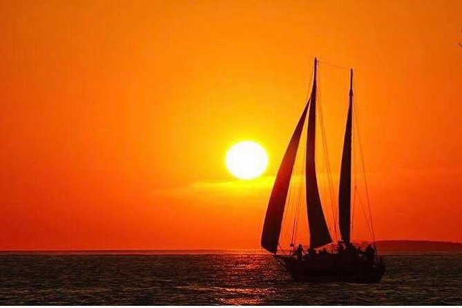 Sunset Sail in Key West with Beverages Included - The Crew and Service Quality