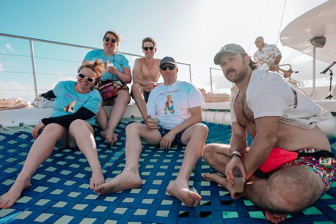 Sunset Sailing Adventure to Isla Mujeres Unlimited + Transfer from Cancún - Logistics: Meeting Point and Group Size