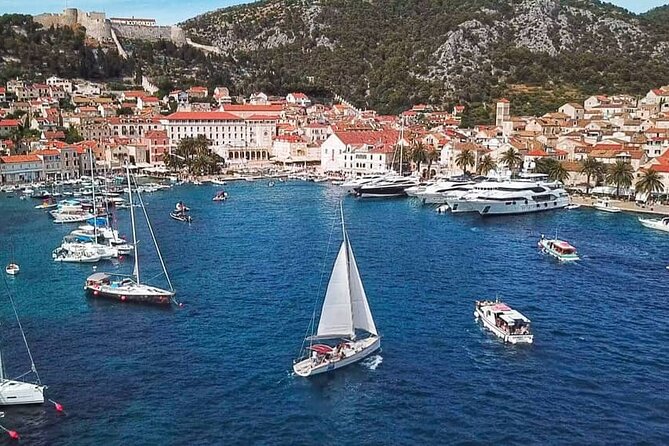 Sunset Sailing Tour on the Pakleni Islands - Sunset Views and Local Wines on the Boat