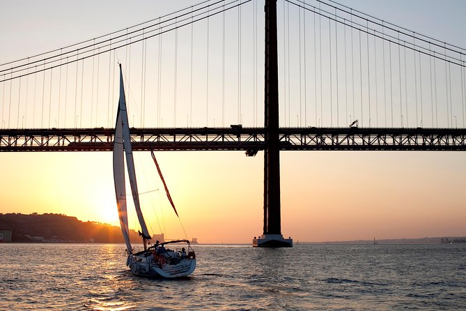 Sunset Sailing Tour On The Tagus River - What Sets This Tour Apart