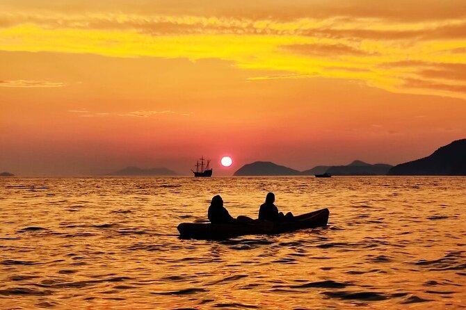 Sunset Sea Kayaking and Wine Dubrovnik - Key Points