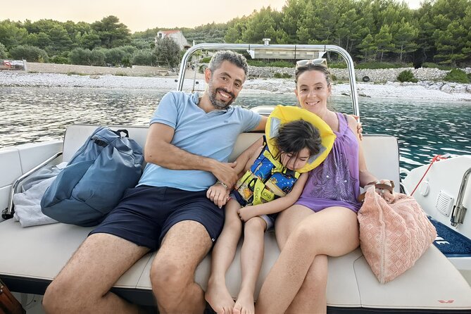 Sunset Speedboat Tour in Makarska with swim stop on island Bra - Group Size and Booking Details