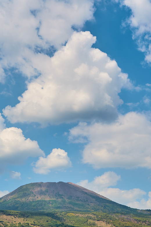 Sunset tour: Mount Vesuvius Entry + Transfer - The Tour Offers a Relaxed Sunset Experience at Mount Vesuvius