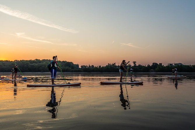 SUP Budapest: Sunset tour - Experience with Guides David and Attila