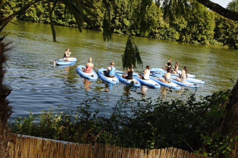 SUP Yoga with Guide - The Meeting Point at Riverhouse in Stuttgart