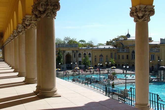 Super Saver:Széchenyi Spa Ticket with Cruise and Optional Dinner - Visiting Budapest’s Largest Thermal Bath at Széchenyi Spa