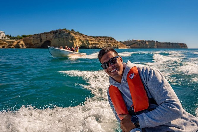 Superb Private caves tour with highly skilled skipper - Logistics: Meeting Point and Group Size