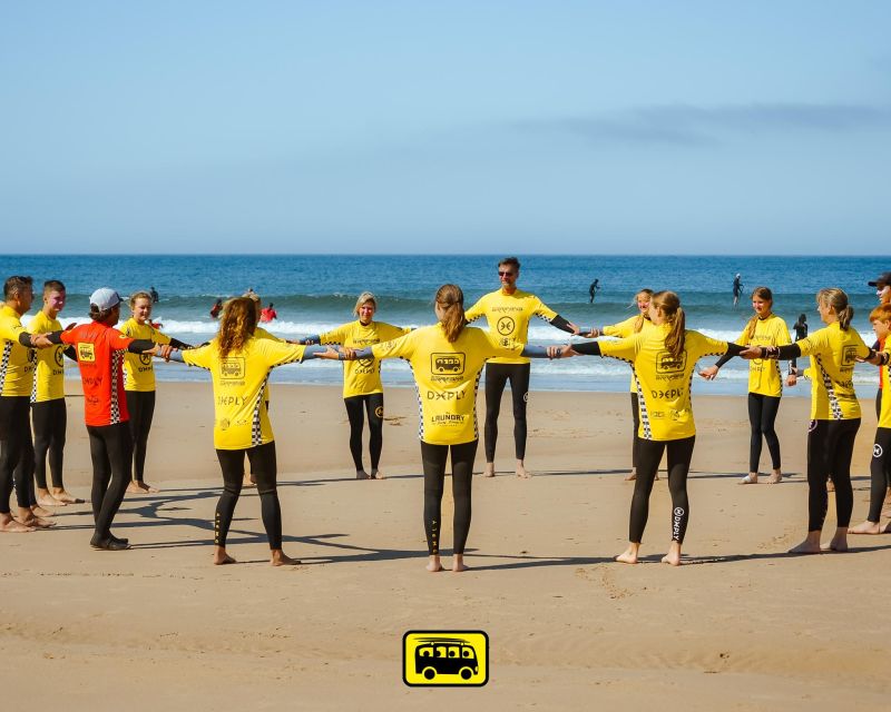 Surf Course: praia da arrifana - The Camp Vibe and Social Atmosphere