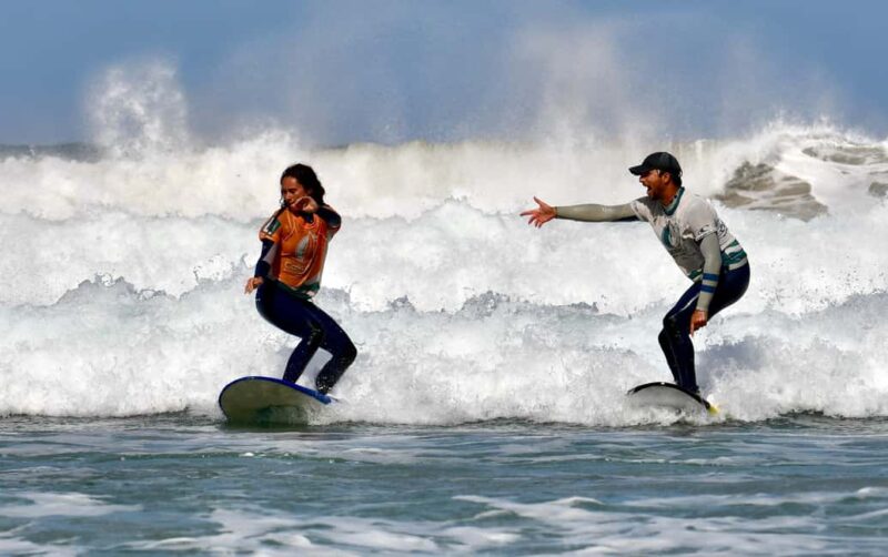 Surf in Famara: 2 hours of pure excitement and nature - Starting Point at Calima Surf School in Famara