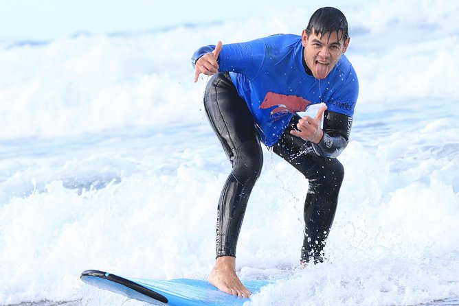Surf Lesson - The Role of Instructors and Their Approach