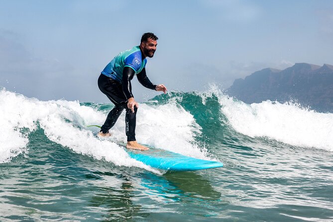Surf Lesson for Beginners in Famara: Introduction in Surfing - What Equipment Is Included in the Surf Lesson?