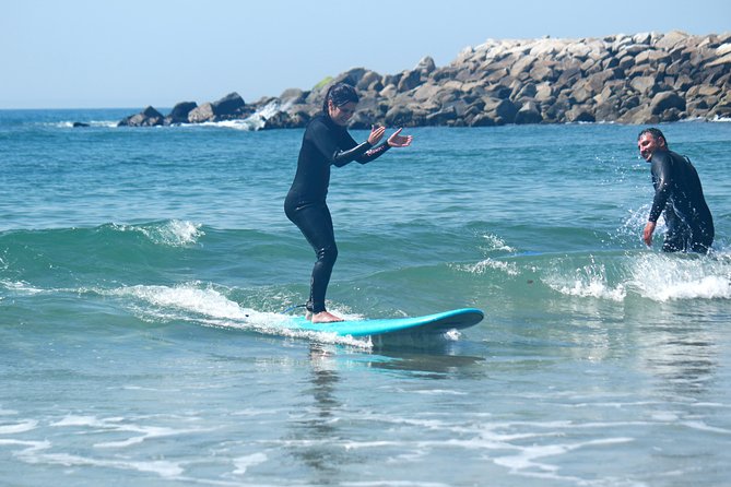 Surf Lesson for Beginners - Private Groups - The Supportive and Friendly Coach Approach
