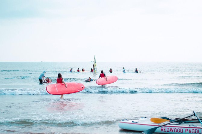 Surf lesson on Valencia beach - The Experience for Families and Beginners