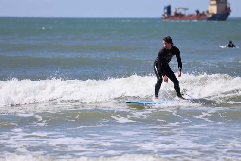 Surf lessons in Figueira da Foz - Discover Surf Lessons in Figueira da Foz with Expert Guidance