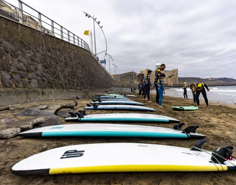 Surf lessons in Las Canteras Beach - Learning Surfing Basics at La Cícer Beach