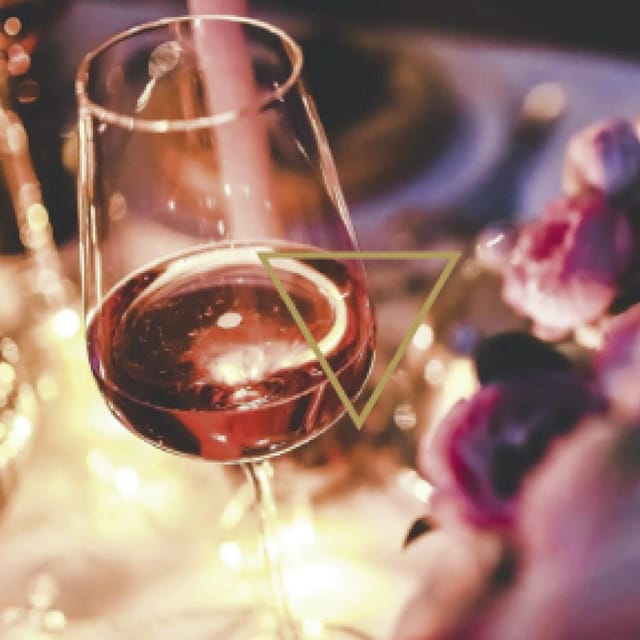 Surf lessons in Las Canteras Beach - Who Will Enjoy This Surf Course in Las Canteras