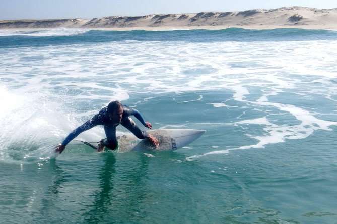 Surfing lessons - The Experience of the Guides
