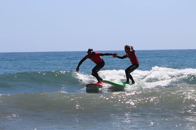 Surfing on Gran Canaria - Personal Interaction and Coaching Style