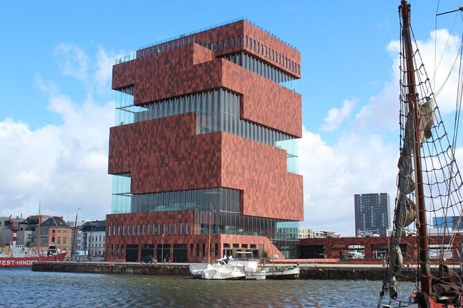 Surprise Walk of Antwerp with a Local - Key Points