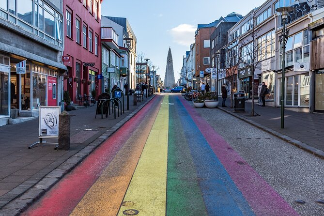 Surprise Walk of Reykjavik with a Local - Visiting Þúfa and the Spiral Pathway on the Hilltop