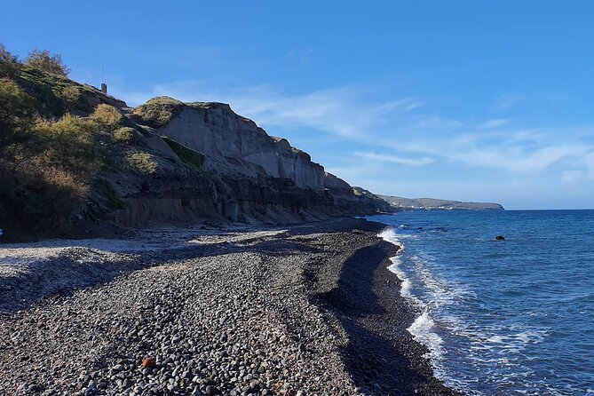 SUV Santorini Highlights Private Tour - Pyrgos: The Hilltop Village with 360° Views