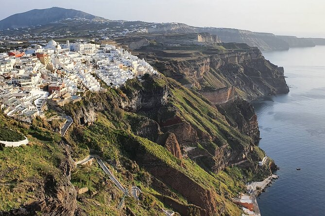 SUV Santorini Highlights Private Tour - Logistics: Pickup, Transport, and Group Size