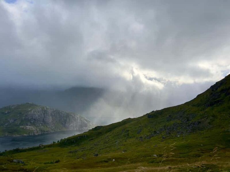 Svolvær: Lofoten Beaches Coastal Walk and Café Visit - Key Points