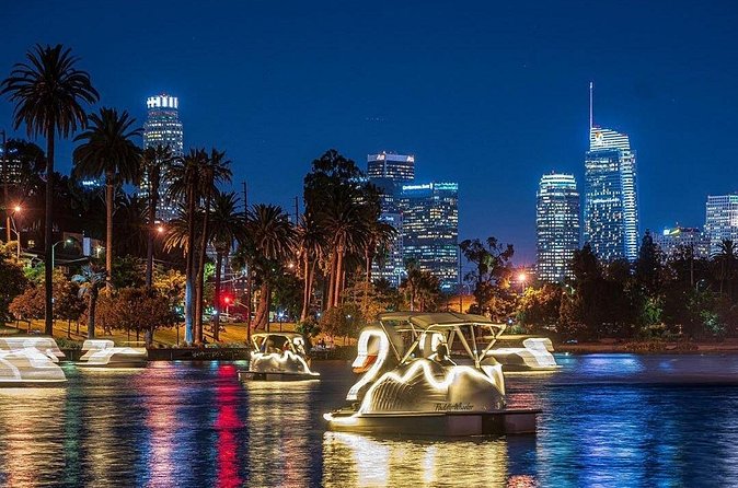 Swan Boat Night Ride at Echo Park Lake - Timing, Crowd Levels, and Booking Tips