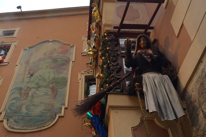 Swarovski Crystal World and Innsbruck Tour - Swarovski Crystal World: A Sparkling Showcase