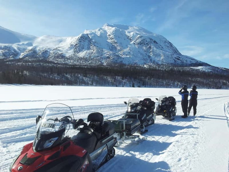 Swedish Lapland: Snowmobile safari - Returning through Snow-Covered Forests and Mountain Trails