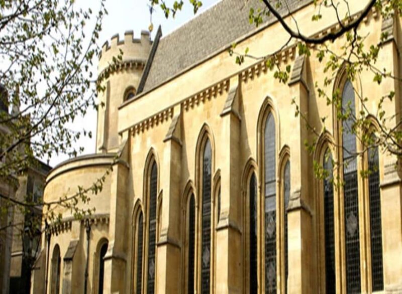 Sweeney Todd Walk - Ending at St. Bride’s Church: Legends and Reflections