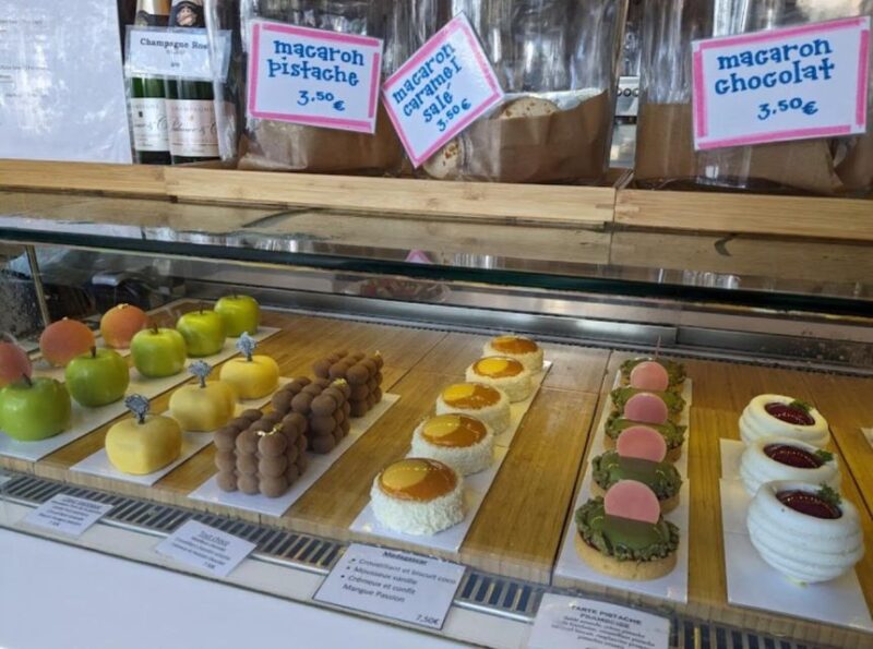 Sweet walking Food Tour in Paris with local guide - Visiting the Panthéon and Its Connection to Parisian History