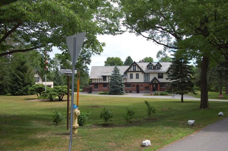 Swim and Bike River House/Rockcliffe - Additional Sightseeing and Cultural Insights