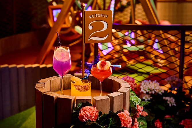 Swingers Indoor Mini Golf at Mandalay Bay - Limitations and Considerations