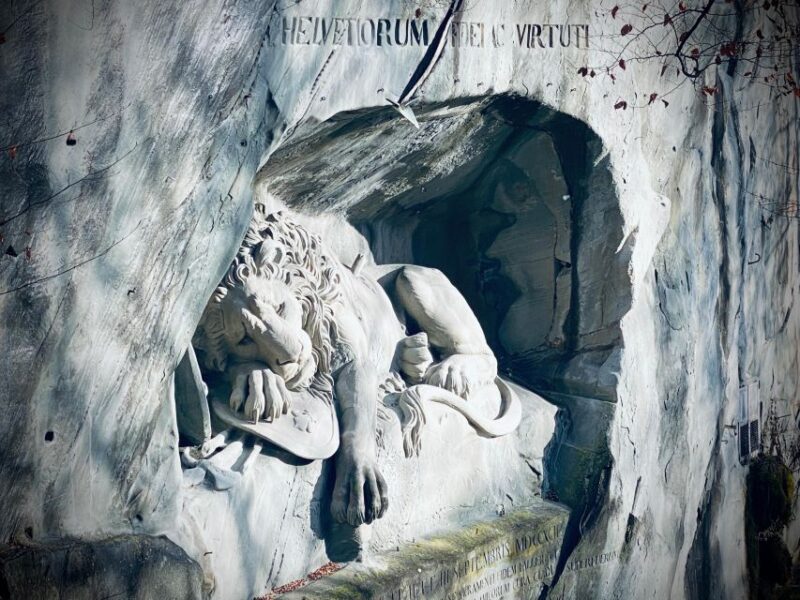 Swiss Chocolate Safari - Enhancing the Experience with Lake Lucerne