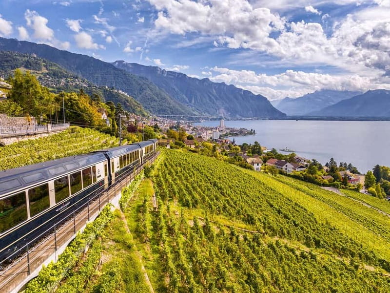 Swiss Travel Pass: Unlimited Travel on Train, Bus & Boat - Key Points