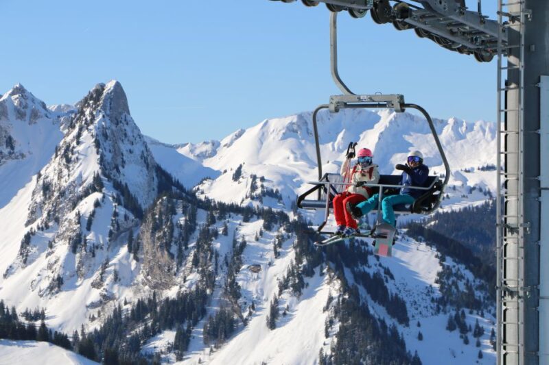 Switzerland: Private Skiing Day Tour for any level - Tailored Ski Lessons for All Skill Levels